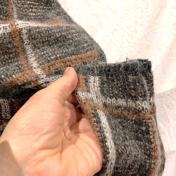 Women’s Medium Mohair Plaid Hooded Sweater Grunge Cottagecore Witchy Goblincore - Picture 8 of 11